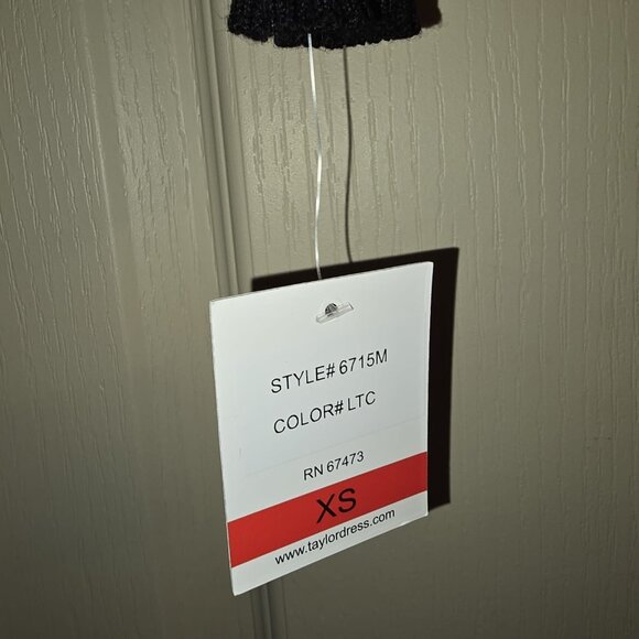 Black and Tan Knit Long Sleeved Colour Block Dress NWT, Size XS - Picture 6 of 7